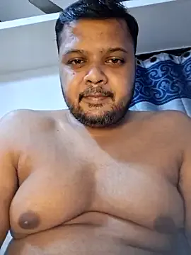  – webcam model profile photo Image 4