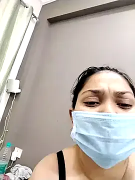 divya_arora22 Image 2