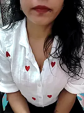 NinnaCrawford – webcam model profile photo Image 3