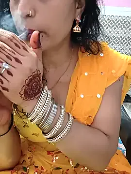 NinnaCrawford – webcam model profile photo Image 4