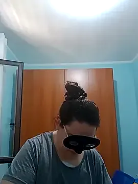 oxo_yuna_oxo – webcam model profile photo Image 5