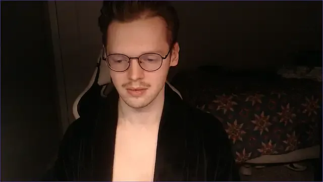 maataaan – webcam model profile photo Image 10