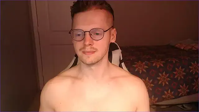 maataaan – webcam model profile photo Image 11