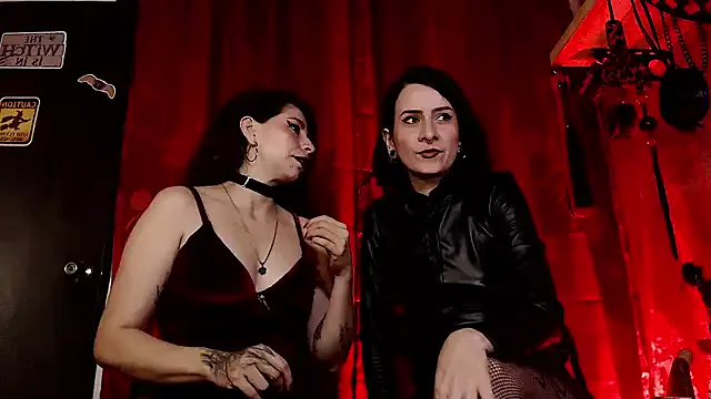 Sugarlina – webcam model profile photo Image 15