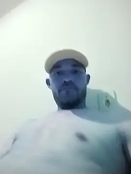 yuuki8910 cam model Image 3