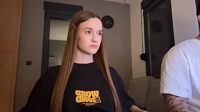 NANA_7 – webcam model profile photo Image 2