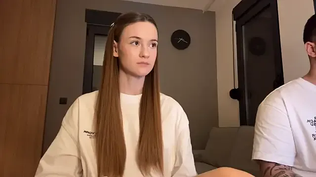 NANA_7 – webcam model profile photo Image 3