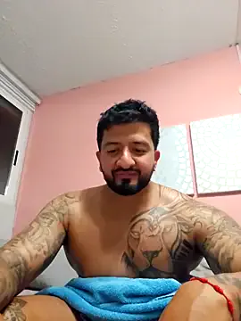 oypo – webcam model profile photo Image 7