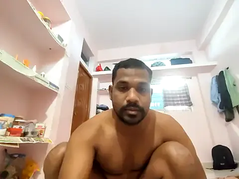 oypo – webcam model profile photo Image 4