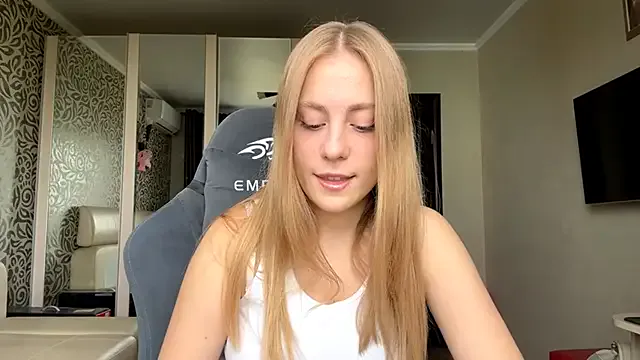 IsabelaFletcher – webcam model profile photo Image 4