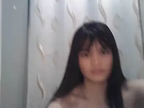maataaan – webcam model profile photo Image 2
