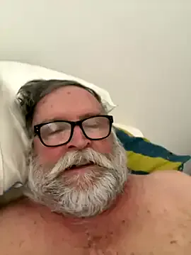 roouse – webcam model profile photo Image 13