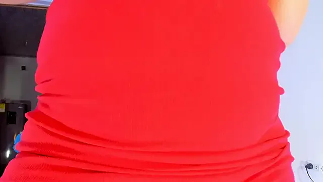  – webcam model profile photo Image 4