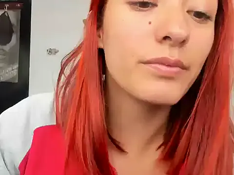 AdrianaAndrade – webcam model profile photo Image 15