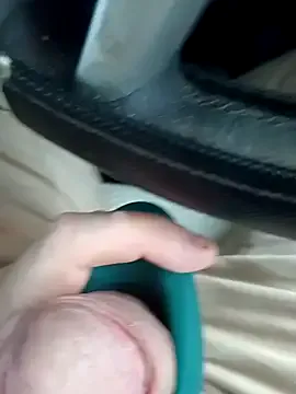 EmaSalis – webcam model profile photo Image 9