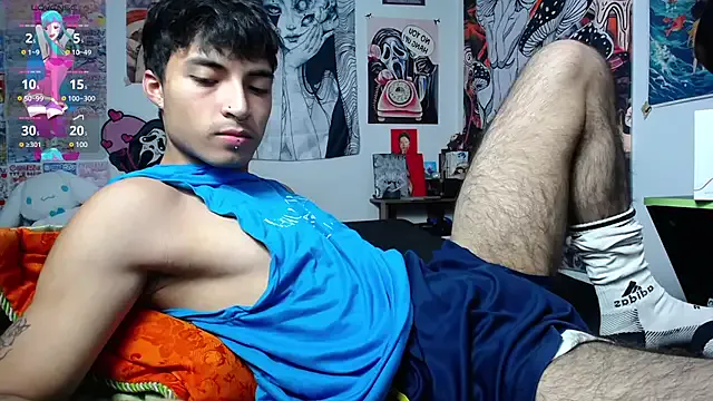 roouse – webcam model profile photo Image 11