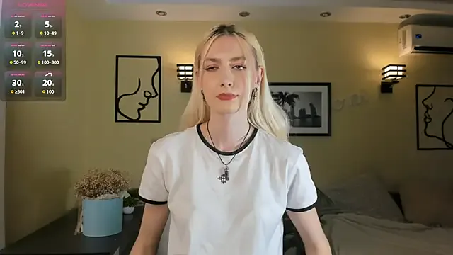 MarieLima – webcam model profile photo Image 3