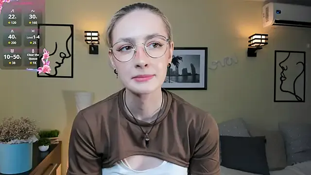 MarieLima – webcam model profile photo Image 9