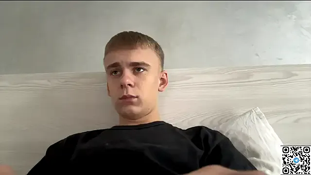 CleoLangley – webcam model profile photo Image 3
