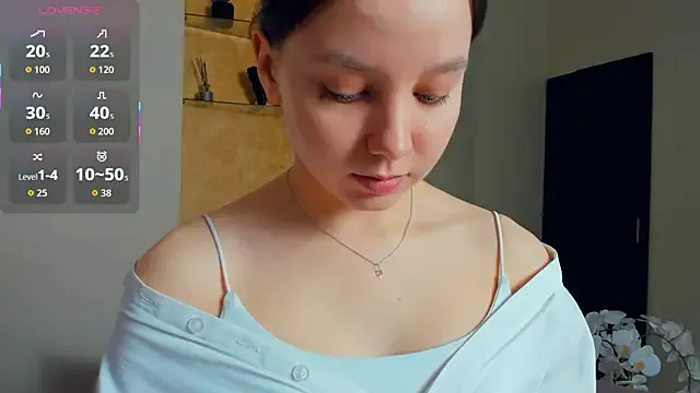 StellaFletcher – webcam model profile photo Image 18