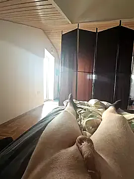 eigude10 – webcam model profile photo