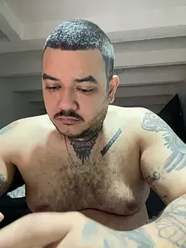  – webcam model profile photo Image 2