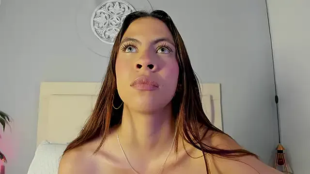 BeccaWillis – webcam model profile photo Image 3