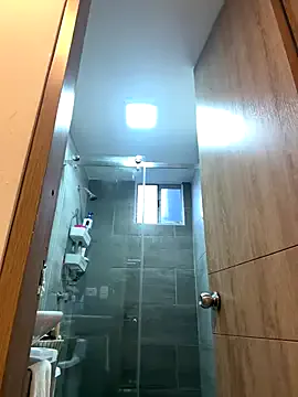 FroggyAnna – webcam model profile photo Image 8