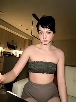 _Alice_1 – webcam model profile photo Image 14