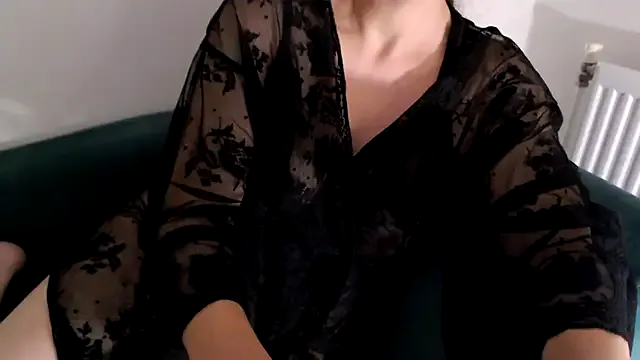 Megu_Melon – webcam model profile photo Image 17