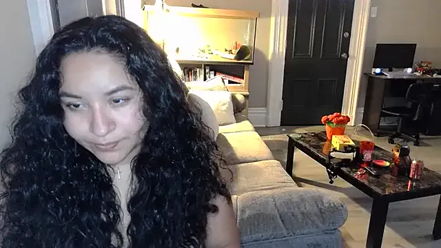 emma05 – webcam model profile photo Image 5