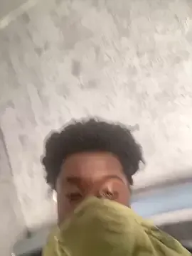 A33_asamin – webcam model profile photo Image 15