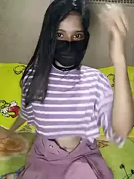 Sofiyaa_39 – webcam model profile photo Image 2