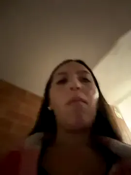  – webcam model profile photo Image 11