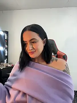 AdrennaLynee – webcam model profile photo Image 10