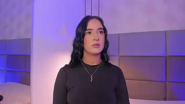 Lanna – webcam model profile photo Image 12