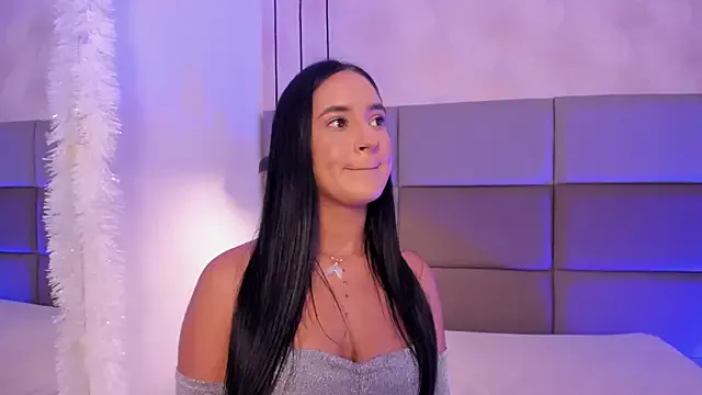 Lanna – webcam model profile photo Image 7