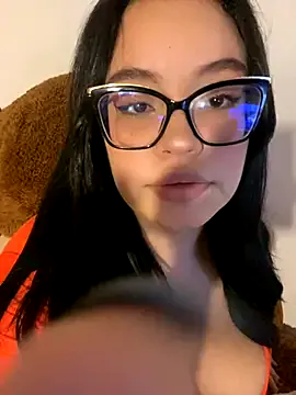 Yui-Ch – webcam model profile photo Image 13