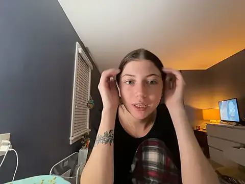 Alexa9k7 – webcam model profile photo Image 4