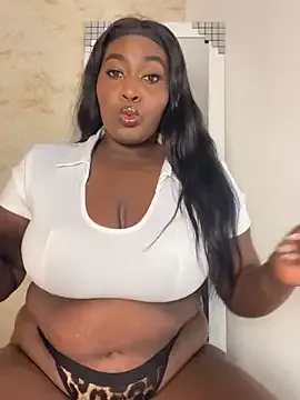 _Alice_1 – webcam model profile photo Image 15