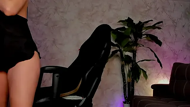 Emma7 Image 16