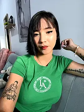 Sandra – webcam model profile photo Image 15