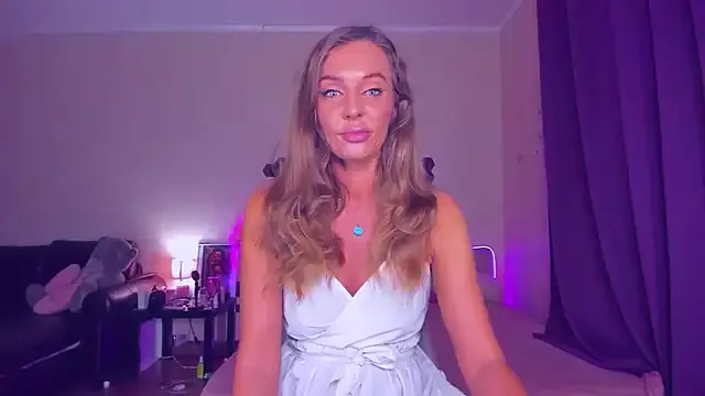 MaddieVixen – webcam model profile photo Image 14
