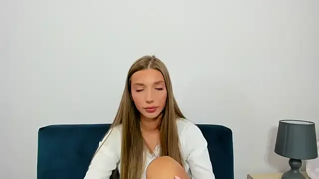 AngelinaKors – webcam model profile photo Image 11