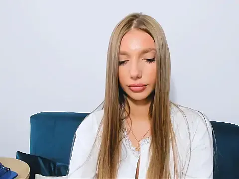 AngelinaKors – webcam model profile photo Image 19