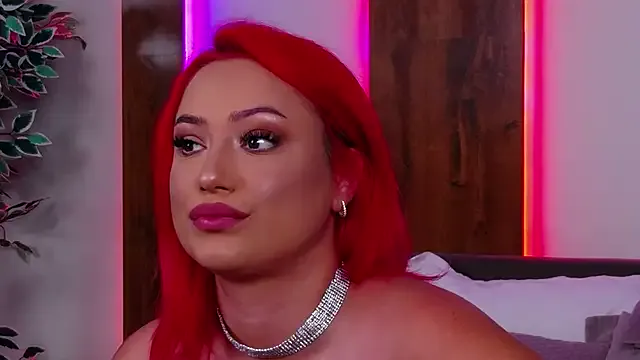 zui_lu – webcam model profile photo Image 10