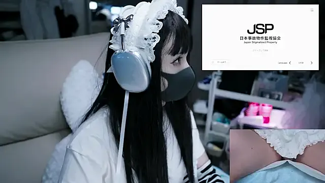 Crystal_Valentine – webcam model profile photo Image 2