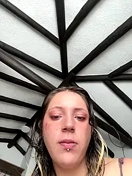 Liza_risky – webcam model profile photo Image 19