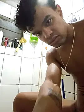 seraphine23 – webcam model profile photo Image 2