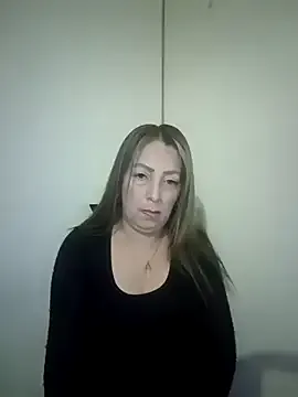 maataaan – webcam model profile photo Image 2